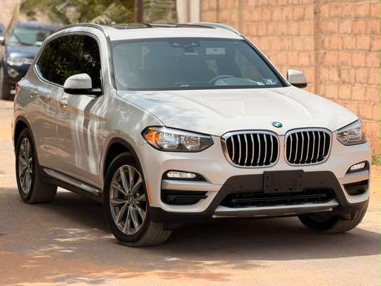Bmw x3 30 i image 3