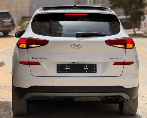 Hyundai Tucson image 3