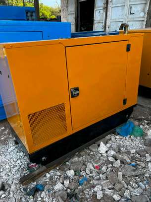 Vente et location groupe électrogène 
De 12kva a1600kva image 2