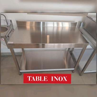 Table inox professionnelle grande surface stable image 2