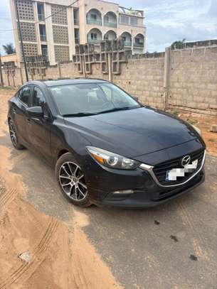 Location Mazda 3 2018 image 7
