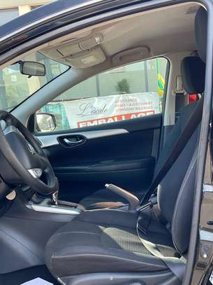 Nissan Sentra 2016 image 4