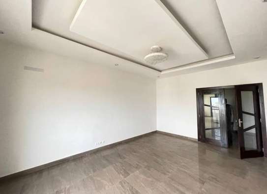 Appartement F4 à vendre à Cité keur Gorgui image 2