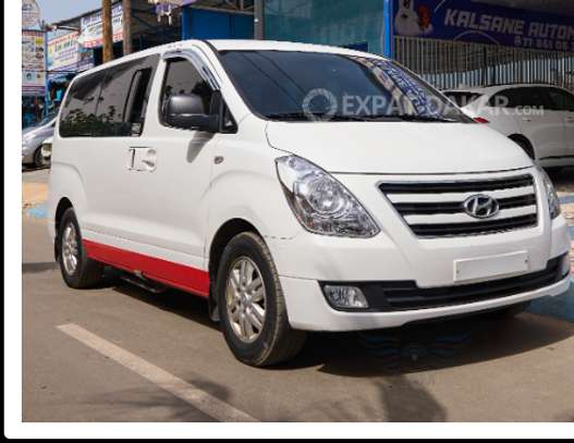 Hyundai Starex 2017 – Spacieux et Très Propre image 2