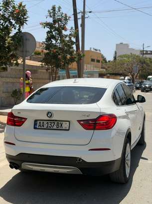 BMW X4 2016 image 10