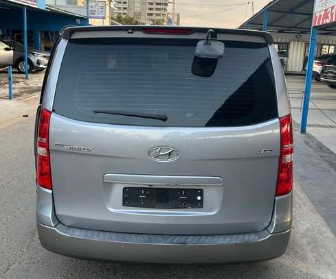 Hyundai Grand Starex 2017-2018 image 14