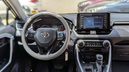 TOYOTA RAV 4 2023 image 8