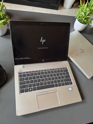 Hp elitebook i7 8th ssd 256gb / 16gb ram image 5