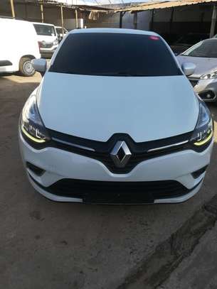RENAULT CLIO 2018 image 5