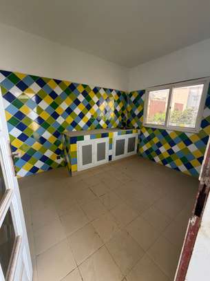 UNE VILLA R+2 A LOUER image 8