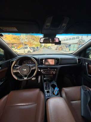kia Sportage image 10