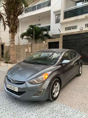 hyundai elantra a louer image 2