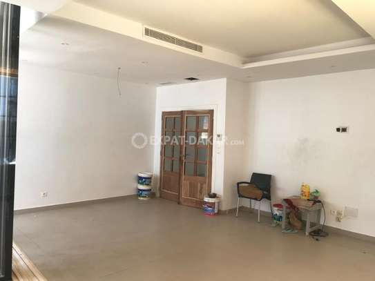 Immeuble neuf  R+2 à louer au Virage image 10