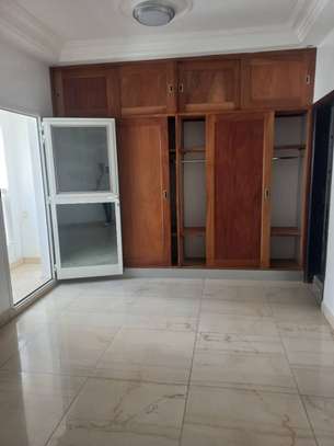 Ngor location magnifique Appartement F4 image 5