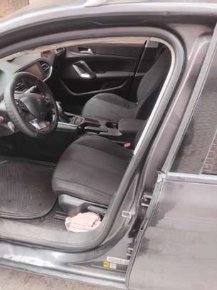 Voiture 308 image 10