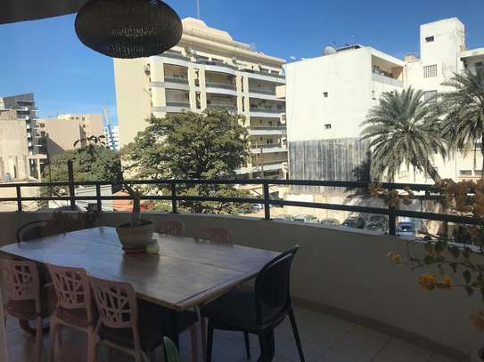 Appartement F4 a louer au Plateau image 3