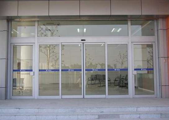 PORTES ET FENÊTRES ALUMINIUM image 10