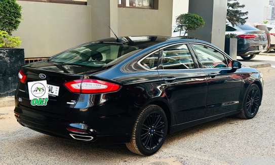 Location Ford Fusion image 2