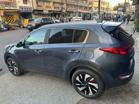 Kia sportage 2018 clean title image 4