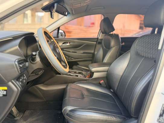 HYUNDAI SANTAFE   *2018 19* 5places image 9