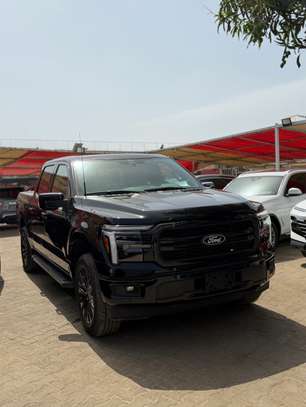 Ford F150 Lariat 2025 image 10