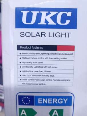 UKC - Projecteur solaire 400W, étanchéité IP68 image 12