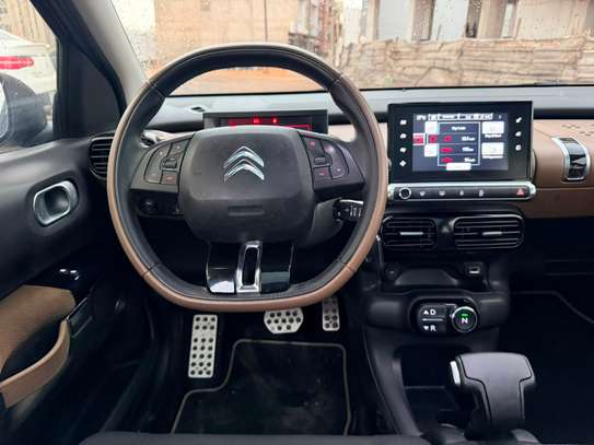 Citroën C4 *Cactus* ANNÉE : 2017 image 11