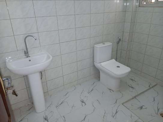 Bel Appartement F4 à louer aux Almadies image 6