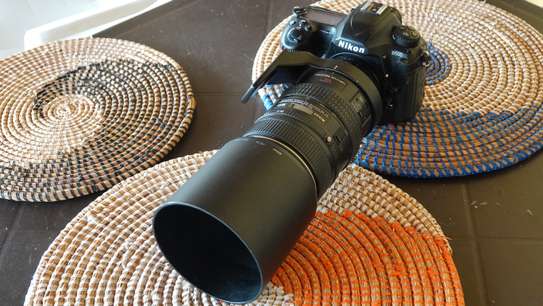 Appareil photo NIKON D500 avec téléobjectif NIKON 80-400mm image 2