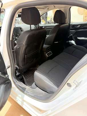 RENAUT MEGANE 4 image 5