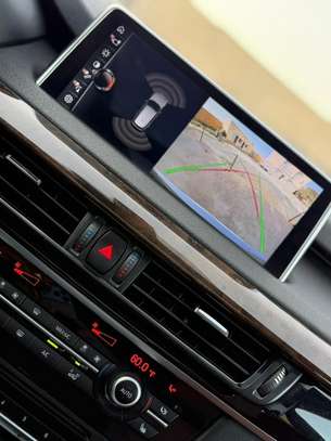 BMW X5 2018 image 9