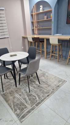 Appartement à louer au Point E image 6