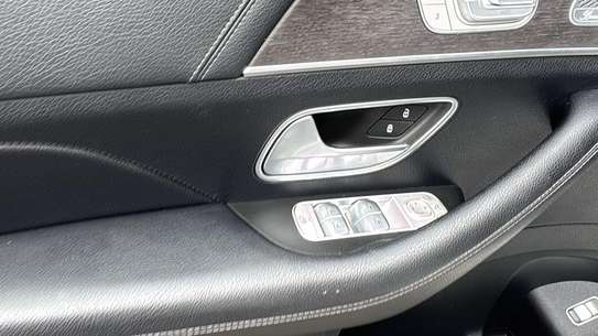 Mercedes Benz class GLE 350 AM image 11