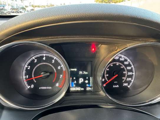 Mitsubishi Outlander 2019 essence 2.0L image 13
