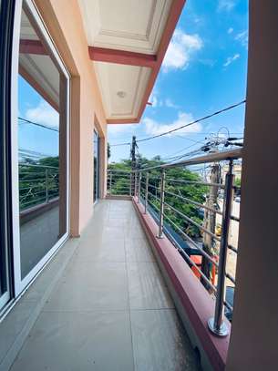 Propriété commerciale à Ouakam image 6