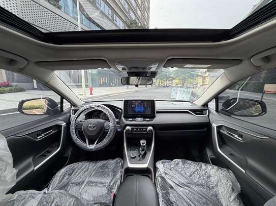 Toyota Rav4 Hybride image 4