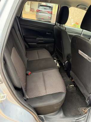 Mitsubishi RVR image 5