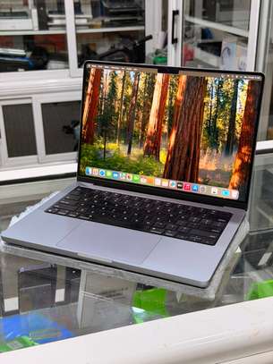 Macbook M1 Pro 14pouces image 2