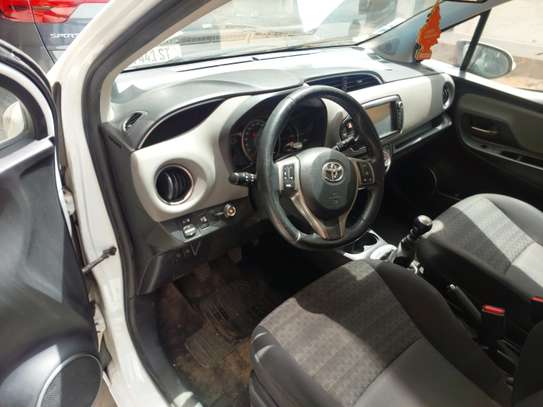 Toyota yaris  a vendre image 6