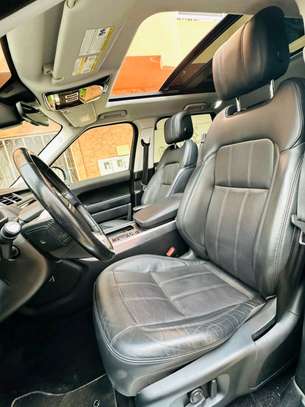 Range Rover Sport 2019 image 15