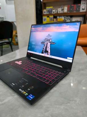 Gamer Asus TUF Gaming F15 image 5