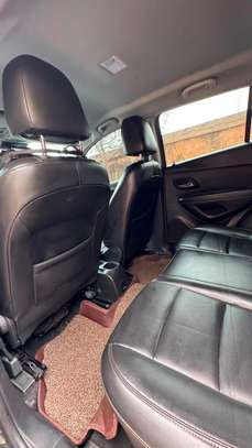 Chevrolet Trax 2027 image 8