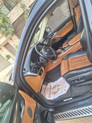 Location BMW X6 xdrive35i image 7