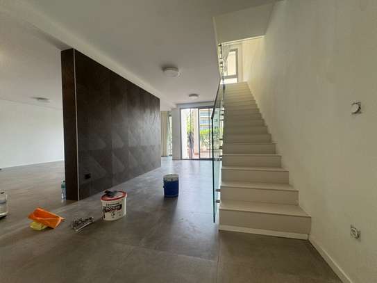 Duplex picine privé F5 à louer aux Almadie route Almadie image 4