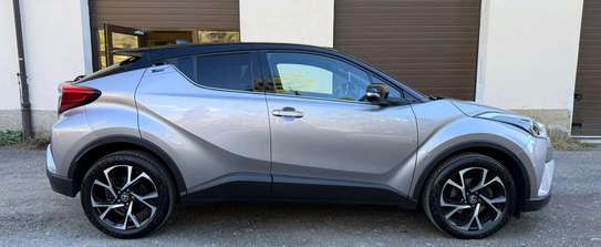 TOYOTA C HR image 5