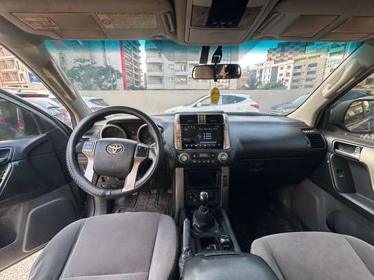 Toyota Prado image 5