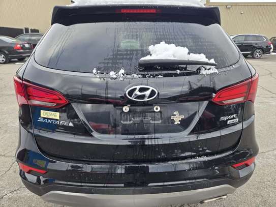 Hyundai Santafe 2017 Sport 4x4 image 9