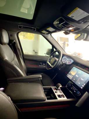 Range Rover P400 2023 (Prix légèrement négociable) image 10