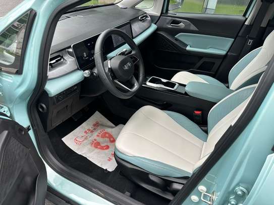 100 % électrique  Geely Geometry E  2023 image 4
