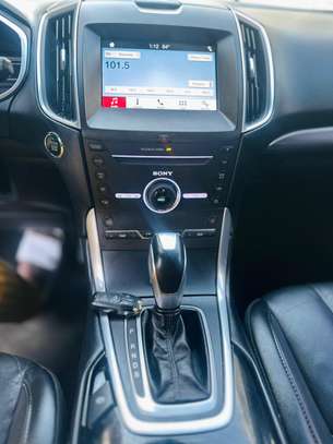 Ford Edge Titanium 2016 image 10